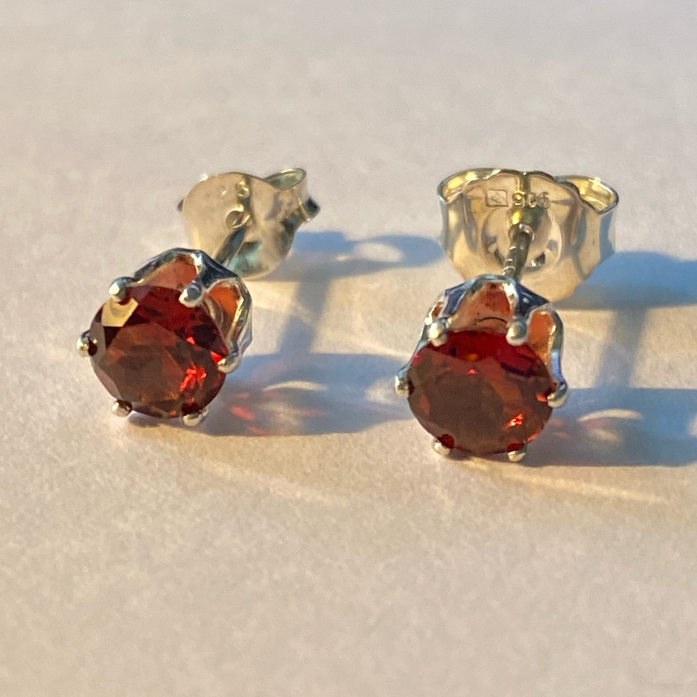 Sterling Silver Red Stone Stud Earrings Solitaire Stud Earrings